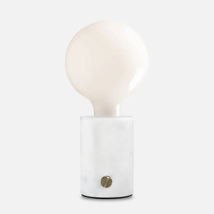 AMPOULE G125 Opaque Spherical par EDGAR HOME • ampoule, architecte, beau, design,