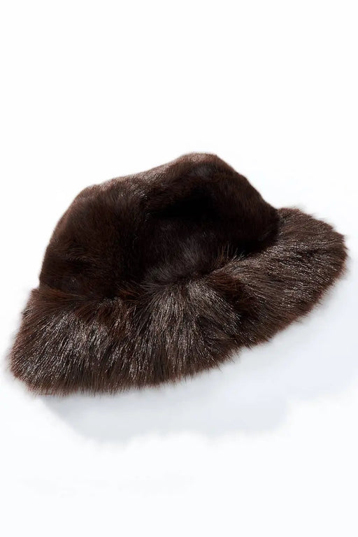 Bob uni en fausse fourrure par Collection PREMIER ETAGE • FROID, NEW