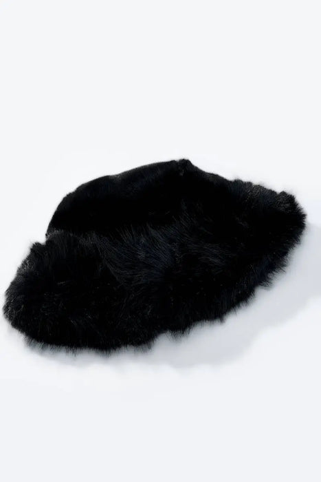 Bob uni en fausse fourrure par Collection PREMIER ETAGE • FROID, NEW