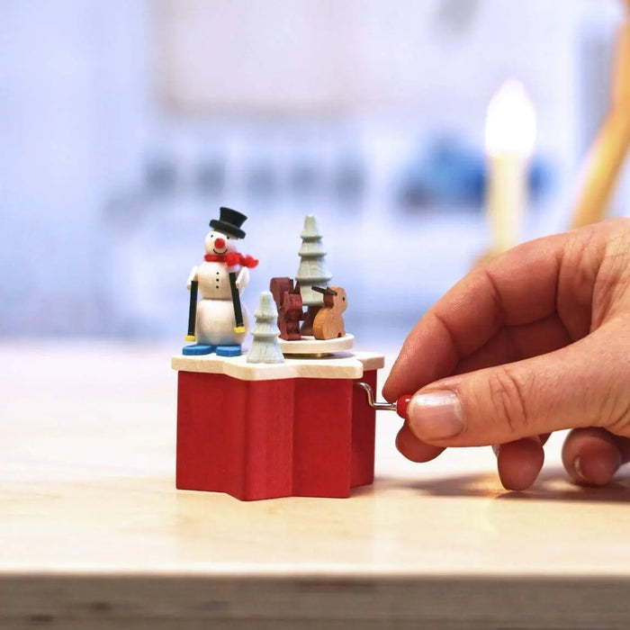 BOITE A MUSIQUE MANIVELLE -BONHOMME DE NEIGE par GRAUPNER HOLZMINIATUREN • accessoires, bois, boite 