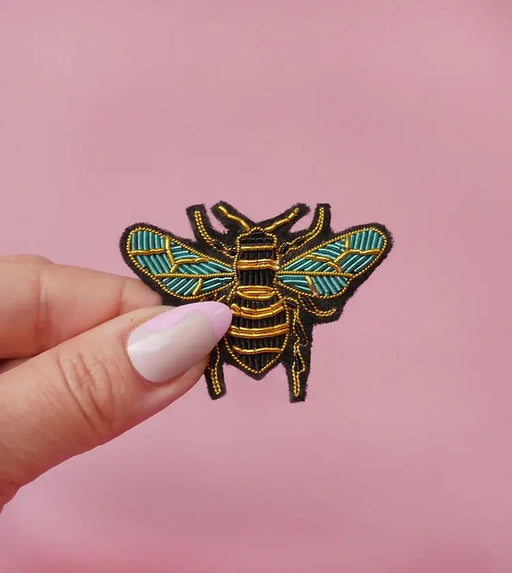 Broche Abeille par MALICIEUSE • accessoires, broche, fashion, femme, made in france