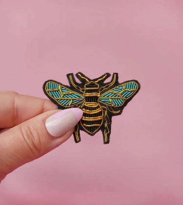 Broche Abeille par MALICIEUSE • accessoires, broche, fashion, femme, made in france
