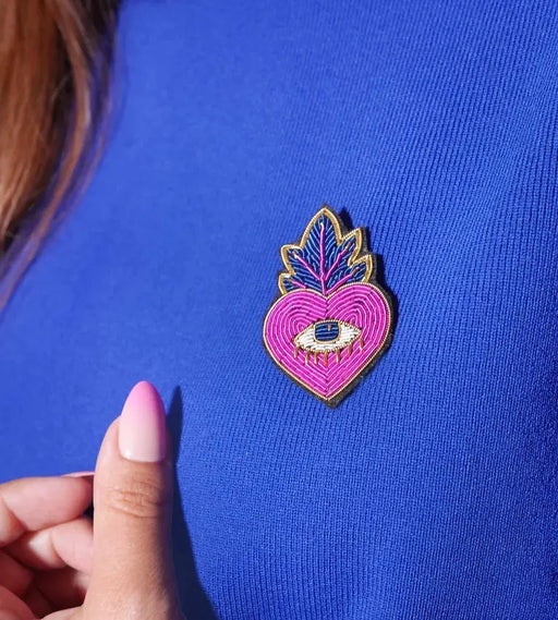 Broche Ex Voto Pink par MALICIEUSE • accessoires, broche, fashion, femme, made in france