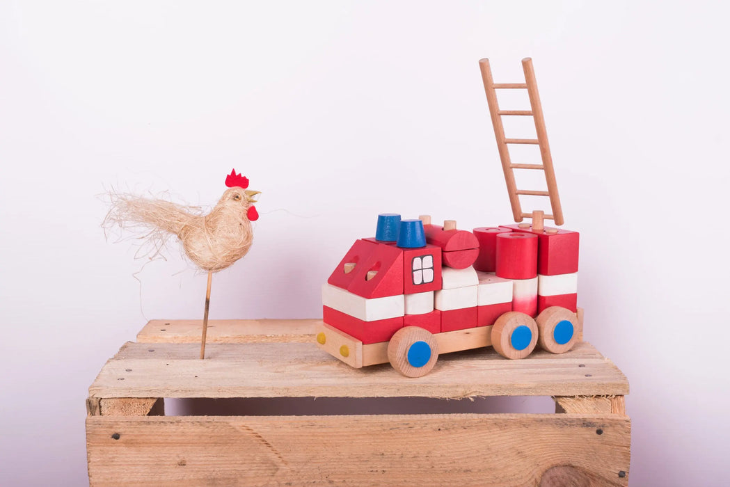 Camion de pompier en bois par TARNAWA TOYS • bois, camion, enfant, JOUET, NEW