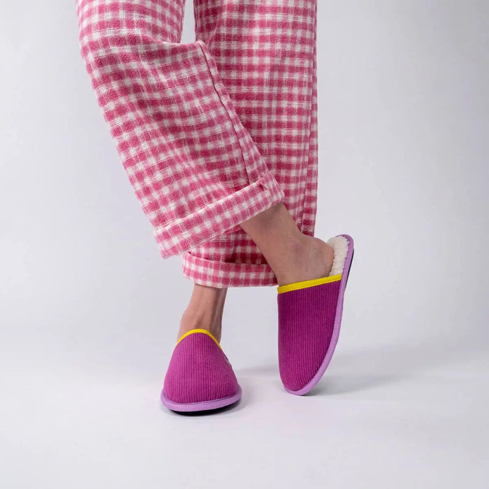 CHAUSSONS EN VELOURS CÔTELES - Violet par BILLYBELT • cocooning, FROID, NEW