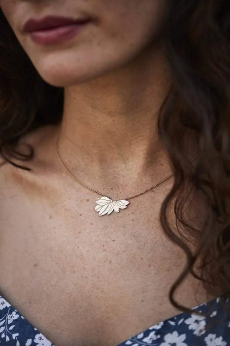 COLLIER MAGNOLIA par Les Éditions du Paon • bijoux, boucle d’oreilles, france, 