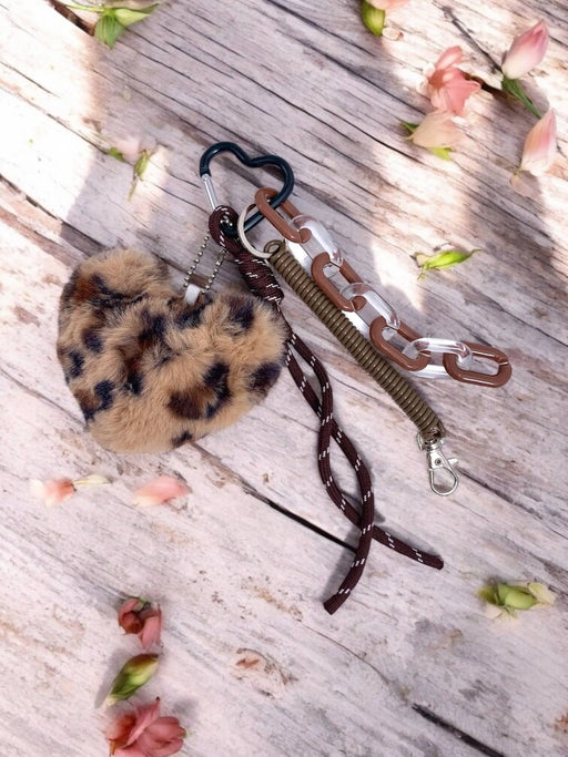 Grigri de sac et porte-clé Cœur léopard PC09 par Collection PREMIER ETAGE • BYREN | ÉLINE