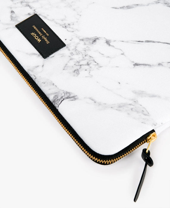 POCHETTE PC PORTABLE 15’’ - WHITE MARBLE par WOUF • bureau, business, durable, espagne, invitation