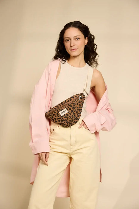 Sac banane Olivia - Léopard cannelle par HINDBAG • NEW