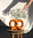 Vase Bretzel par FLUID MARKET • ALSACE, artisanal, couleurs, embellir, fleurs